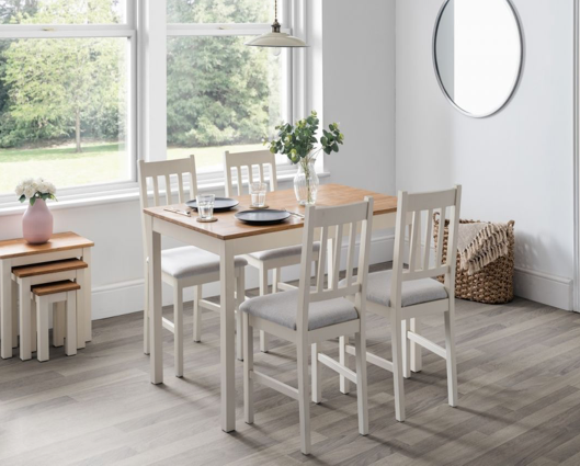 Set Of Cacey White & Oak Dining Table & 4 Chairs